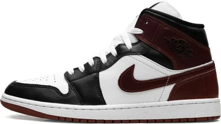 Jordan 1 Mid SE "Dark Pony" sneakers - Image 5