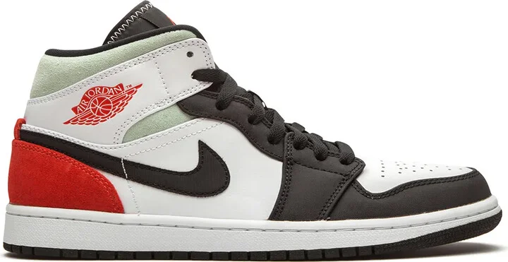 Jordan 1 Mid SE "Red/Grey/Black Toe" sneakers
