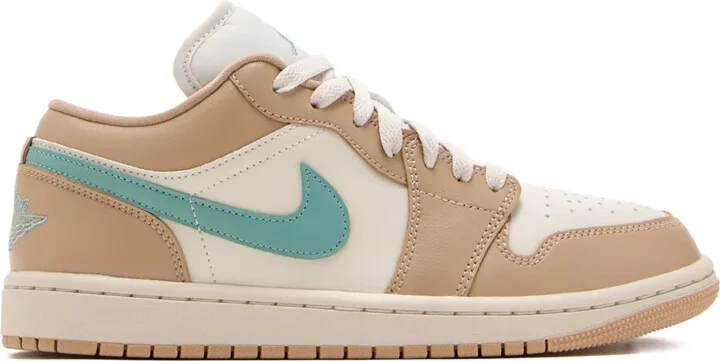 Jordan Air 1 swoosh sneakers