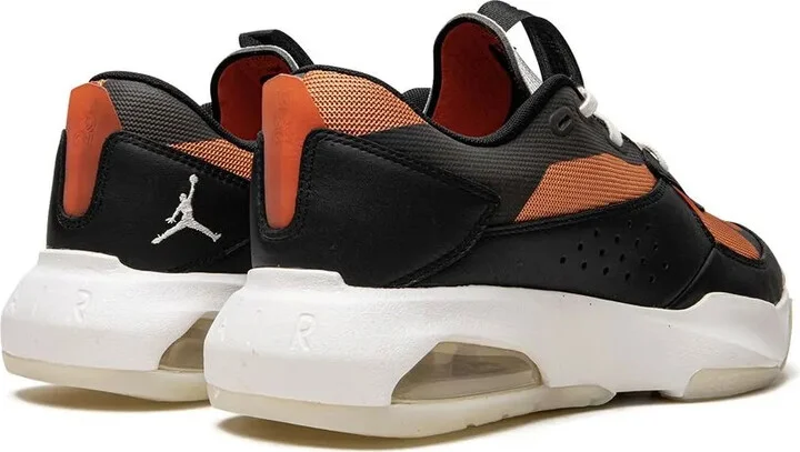 Jordan Air 200E "Hot Curry/Black-Team Orange" sneakers - Image 3