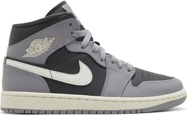 Jordan Air Jordan 1 Mid Lace-Up Sneakers