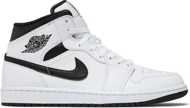 Jordan Air Jordan 1 Mid Sneakers