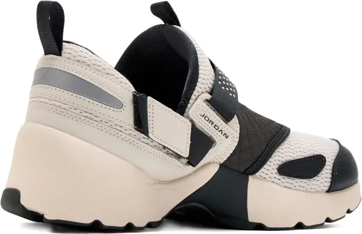 Jordan Trunner sneakers - Image 2