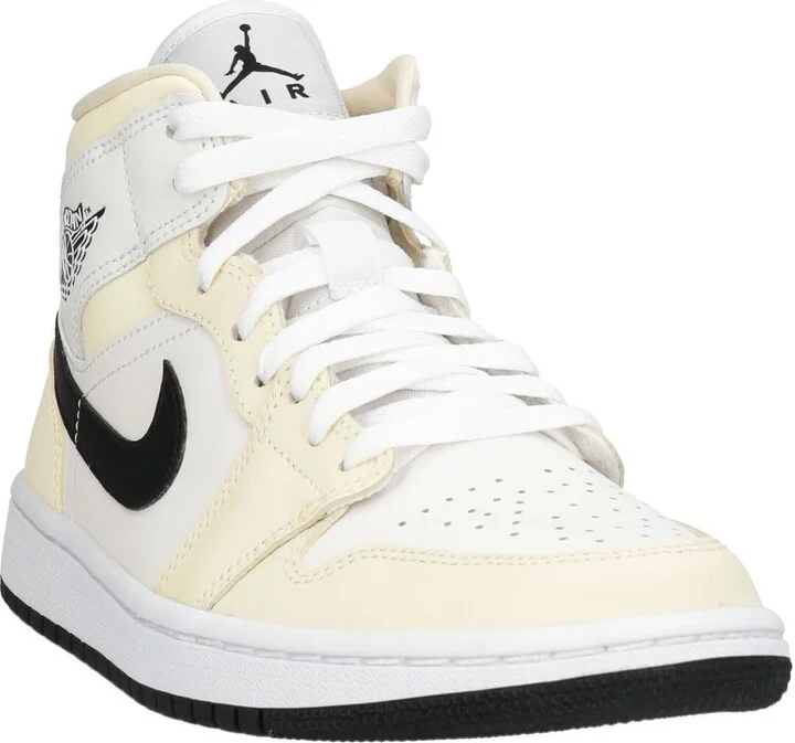 Jordan Woman Sneakers - Image 4