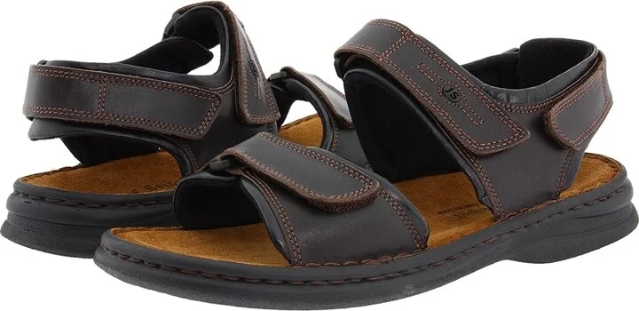 Dakota Moro,black