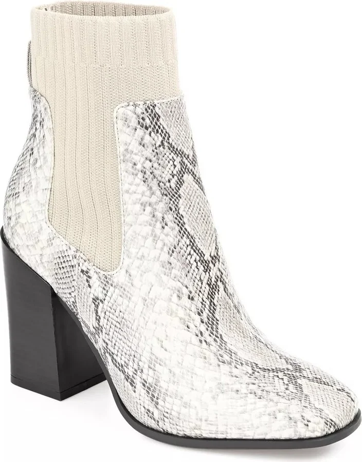 White/Black Snake Print