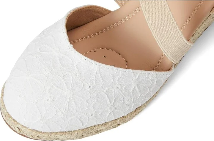 Journee Collection Ashlee Women's Wedge Shoes White : 10 M, Synthetic - Image 7