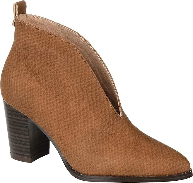 Journee Collection Bellamy Bootie Women's Shoes Tan : 5.5 M, Synthetic