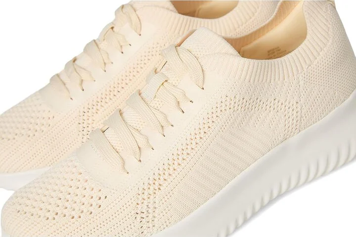 Journee Collection Brena Women's Shoes Cream : 12 M, Synthetic - Image 7