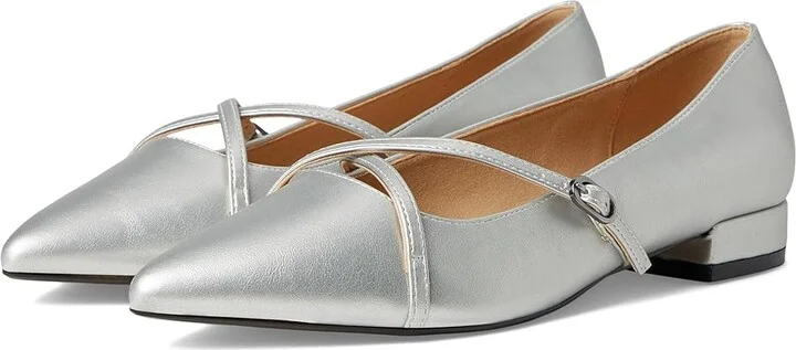 Journee Collection Camby Women's Shoes Silver : 8 W, Synthetic
