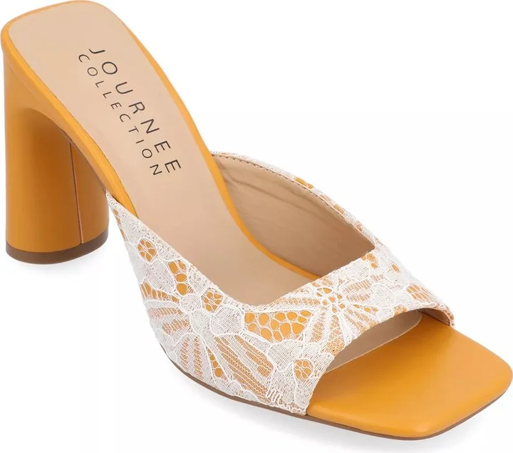 Journee Collection Daivia Sandal