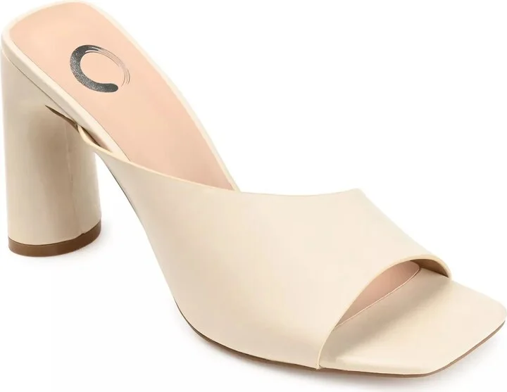 Journee Collection Dola Sandal