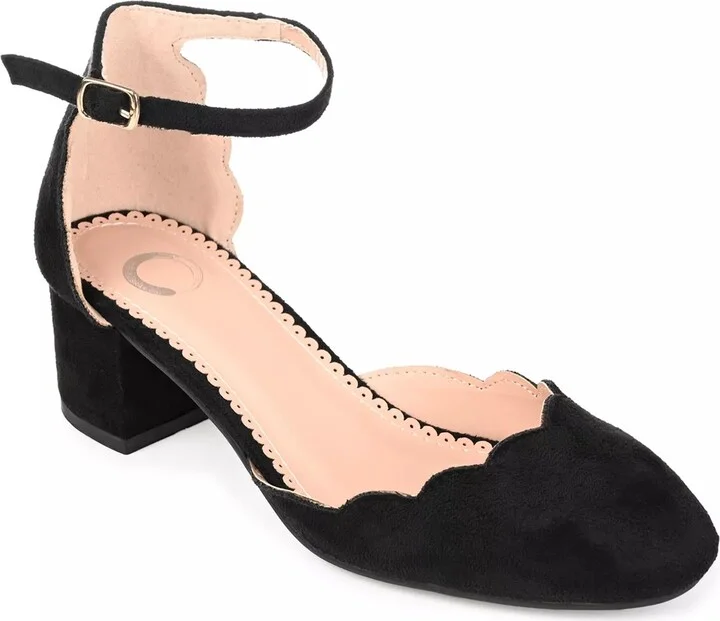 Journee Collection Edna Pump