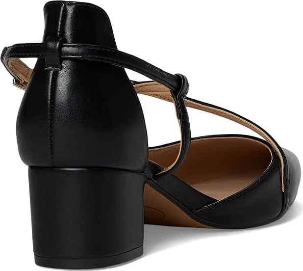 Journee Collection Galvinn Women's Shoes Black : 6.5 M, Faux Leather - Image 4