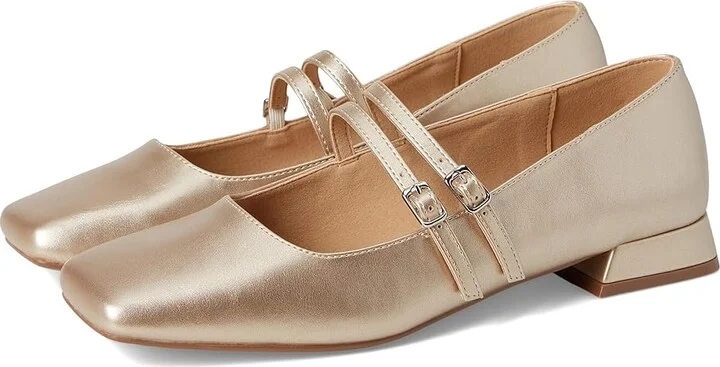 Journee Collection Gredah Women's Flat Shoes Champagne : 7.5 M, Synthetic