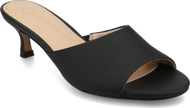 Journee Collection Jeylah Sandal