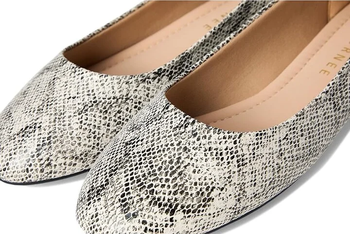Journee Collection Kavn Women's Flat Shoes Snake : 8.5 M, Synthetic - Image 7