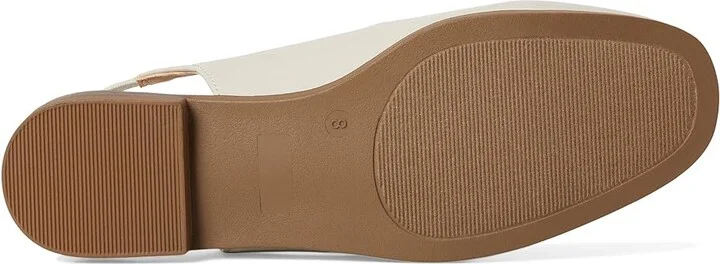 Journee Collection Lainey Women's Flat Shoes Sand : 9.5 M, Faux Leather - Image 3