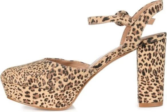 Journee Collection Medium and Wide Width Women's Roslynn Pump Leopard 8.5WD - Image 9