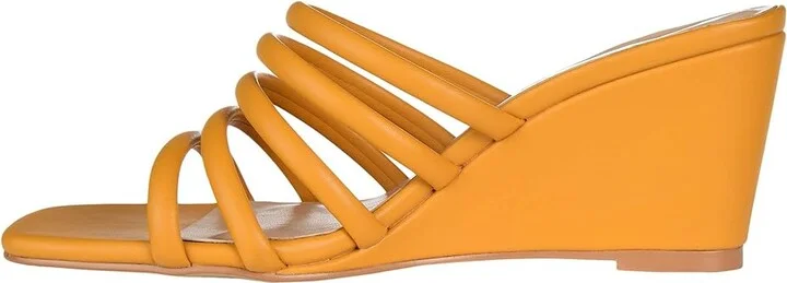 Journee Collection Rizie Wedge Women's Shoes Tan : 6 M - Image 6