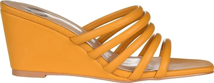 Journee Collection Rizie Wedge Women's Shoes Tan : 6 M - Image 7