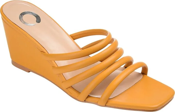 Journee Collection Rizie Wedge Women's Shoes Tan : 6 M