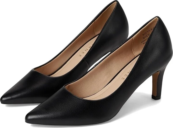 Journee Collection Scylee Women's Shoes Black : 6.5 M, Synthetic