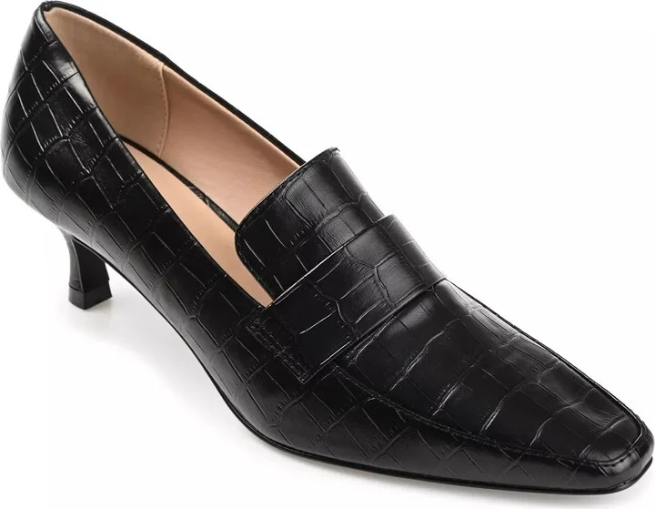 Journee Collection Wide Width Celina Pump