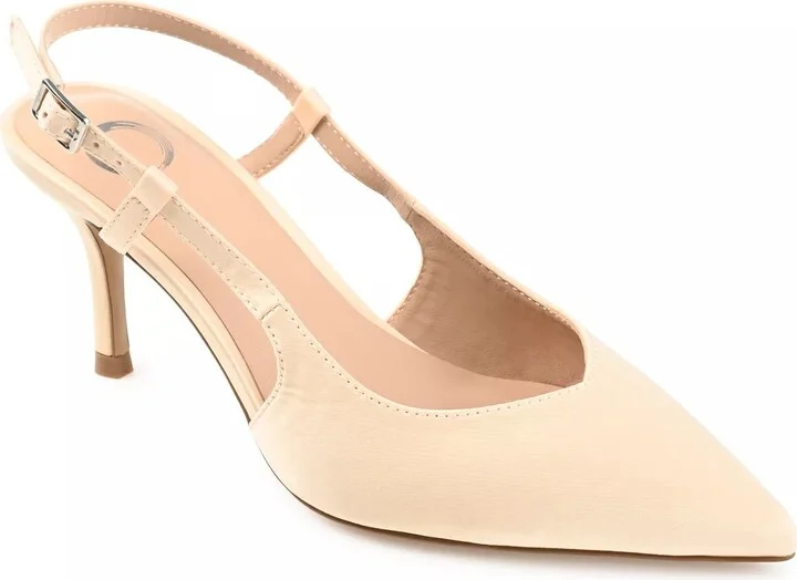 Journee Collection Wide Width Knightly Pump