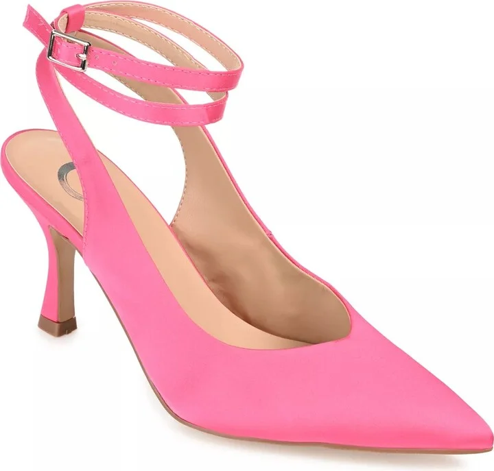 Journee Collection Wide Width Marcella Pump