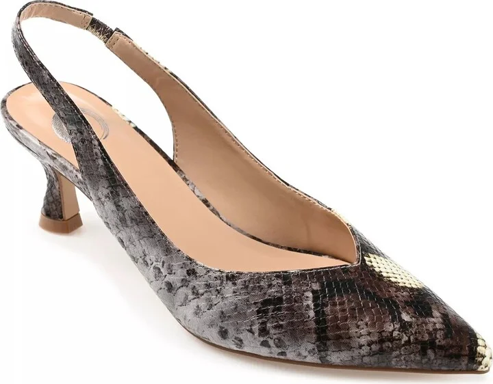 Journee Collection Wide Width Mikoa Pump