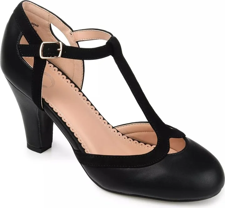 Journee Collection Wide Width Olina Pump