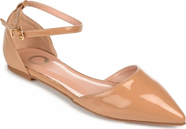 Journee Collection Wide Width Reba Flat