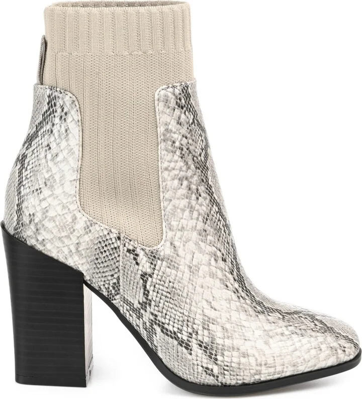 Journee Collection Women's Adalia Knit Block Heel Booties - Image 2