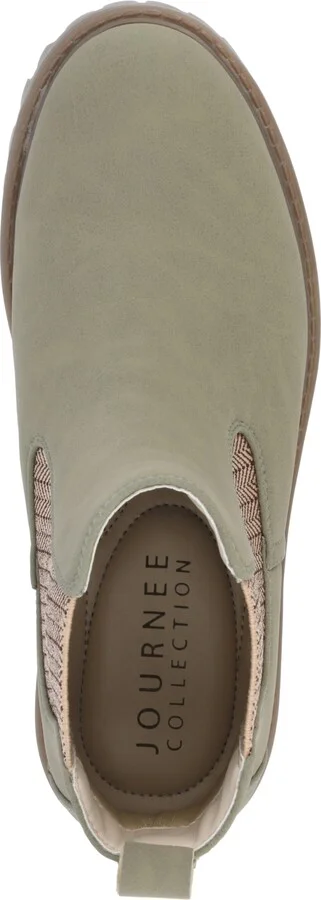Journee Collection Women's Alara Medium and Wide Width Chelsea Lug Sole Bootie - Image 4