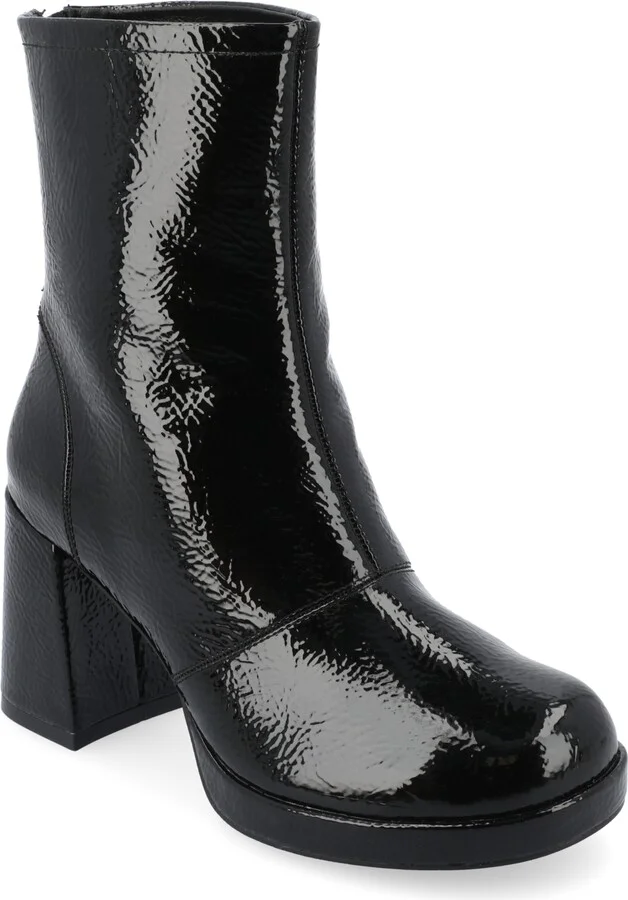 Journee Collection Women's Aylani Tru Comfort Foam Crinkle Patent Faux Leather Platform Boots