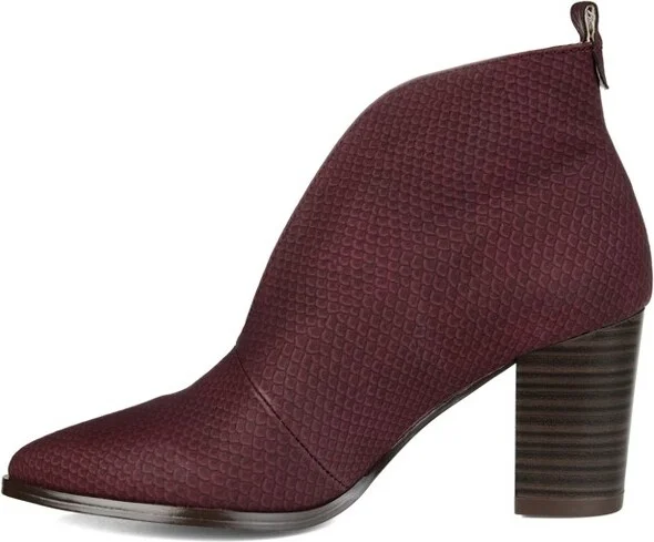 Journee Collection Women's Bellamy Pull On Stacked Heel Booties Wine - Image 2