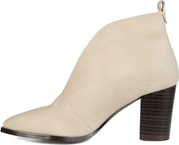 Journee Collection Women's Bellamy Pull On Stacked Heel Booties Wine - Image 3