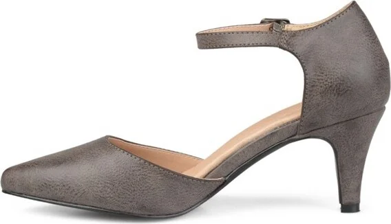 Journee Collection Women's Bettie Almond Toe Mid Heel Pumps Black - Image 5