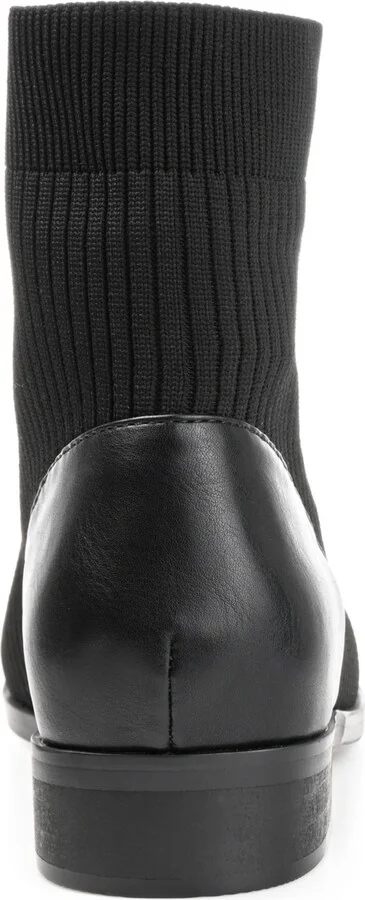Journee Collection Women's Bexlie Front Zip Knit Ankle Booties - Image 3
