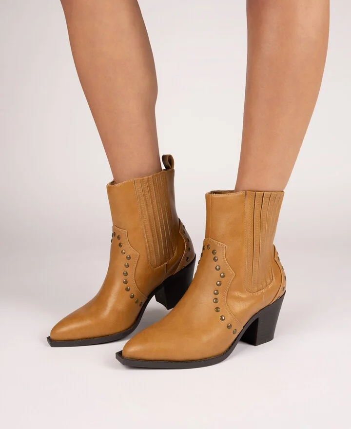 Journee Collection Women's Braylee Western Studded Ankle Booties - Image 10