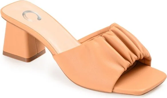 Journee Collection Women's Briarr Open Square Toe Block Heel Sandals Tan