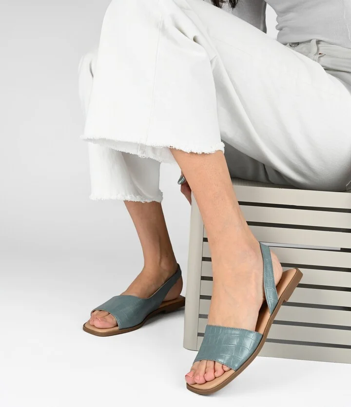 Journee Collection Women's Brinsley Slingback D'Orsay Flat Sandals - Image 11
