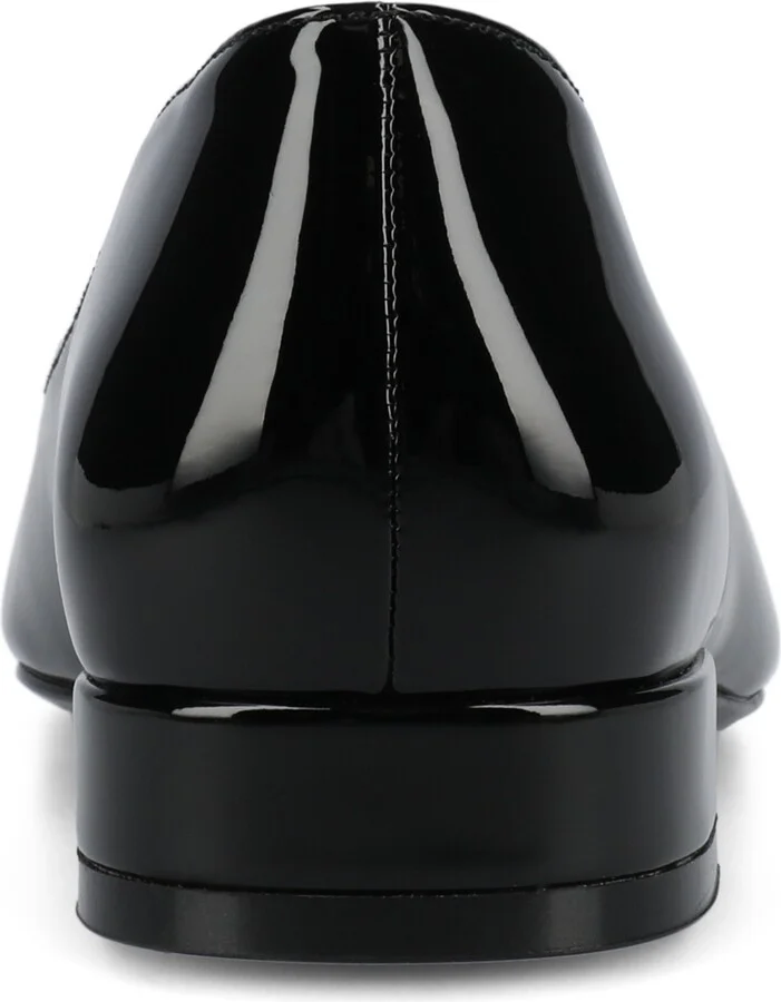 Journee Collection Women's Carmin Pointed Toe Flats - Image 4