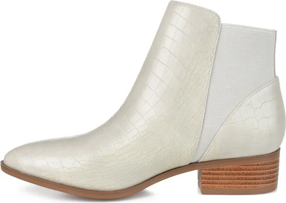 Journee Collection Women's Cerise Pull On Stacked Heel Booties Blush - Image 3