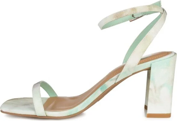 Journee Collection Women's Chasity Pump White - Image 4