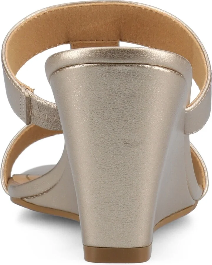 Journee Collection Women's Clodie T Strap Dress Wedge Sandals - Image 3