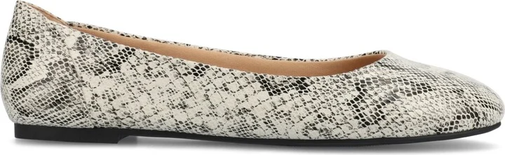 Journee Collection Women's Comfort Ballet Kavn Flats - Image 2