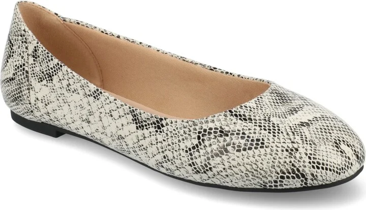 Journee Collection Women's Comfort Ballet Kavn Flats