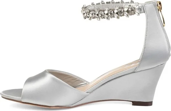 Journee Collection Women's Connor Back Heel Zip Open Toe Wedge White - Image 5